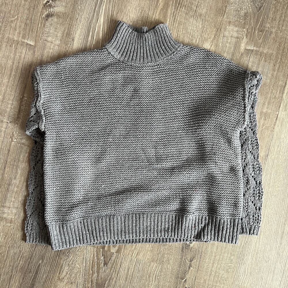 Universal Thread Gray Purple Mock Neck Detail Pul… - image 9
